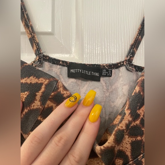Leopard Print Strappy Cup Detail Midi Dress Pretty Little Thing - Picture 12 of 13
